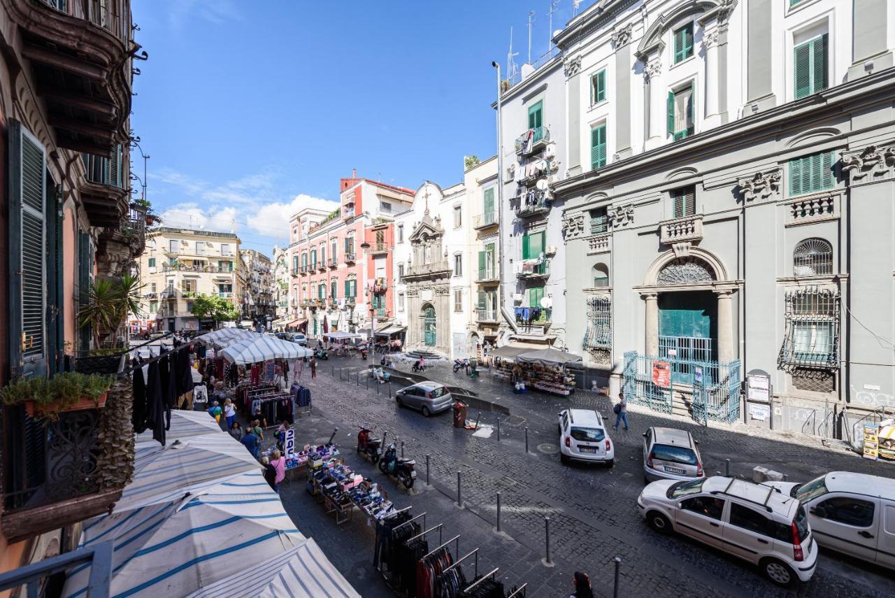 Palazzo Dello Spagnolo Suite Naples Exterior photo